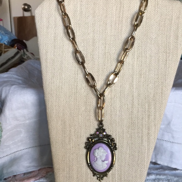 Cameo necklace - Picture 3 of 4